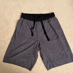 Men’s jog pants gray. Like new